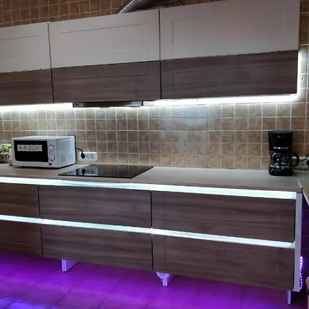 Paun ゲストハウス 3*