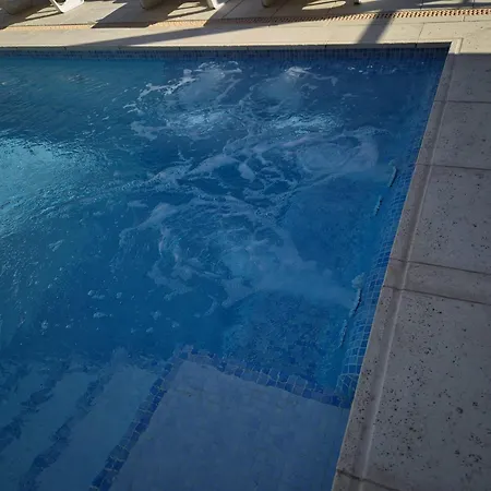 Paun ゲストハウス