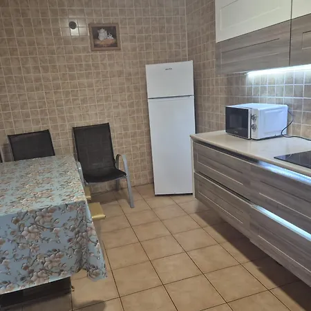 Paun Πανσιόν 3*