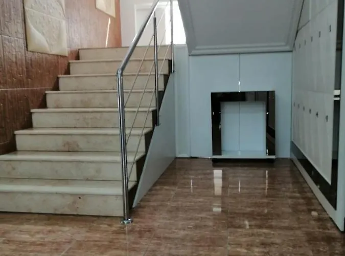 Paun بيت ضيافة كوستِنيست